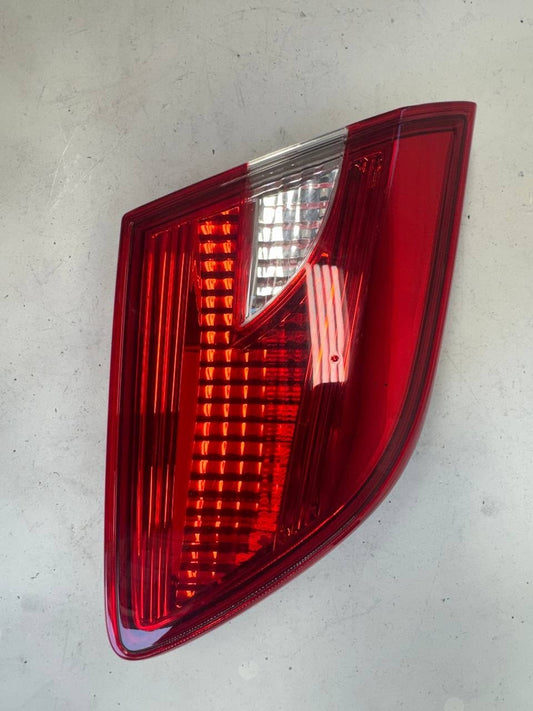 2017 Nissan Sentra Left Rear Tail Light Lamp 205281-01 OEM Used