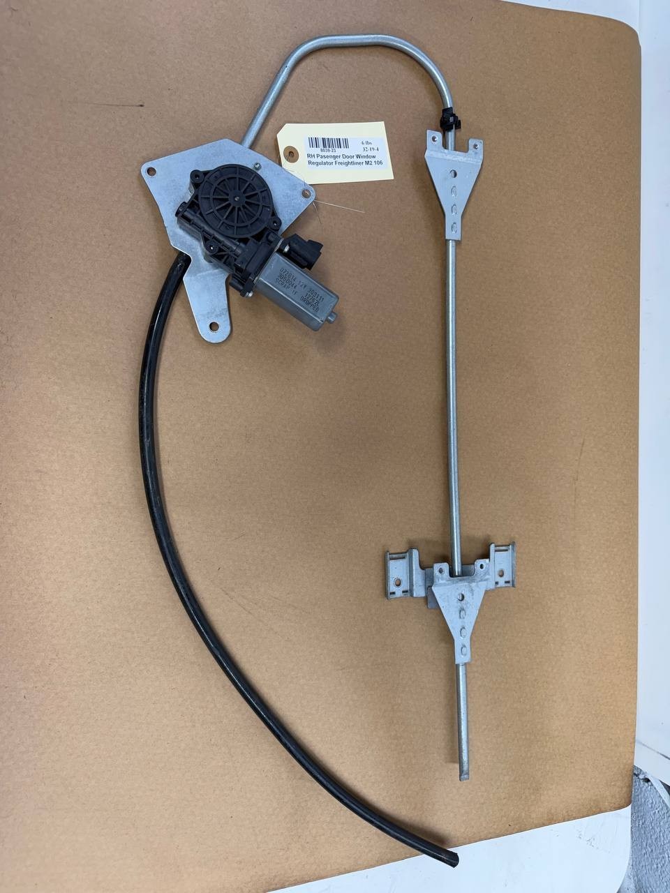 Freightliner M2 106 RH Passenger Door Window Regulator OEM