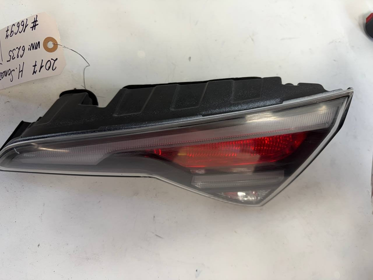 2017 Hyundai Sonata Right Rear Tail Light Lamp RR OEM Used