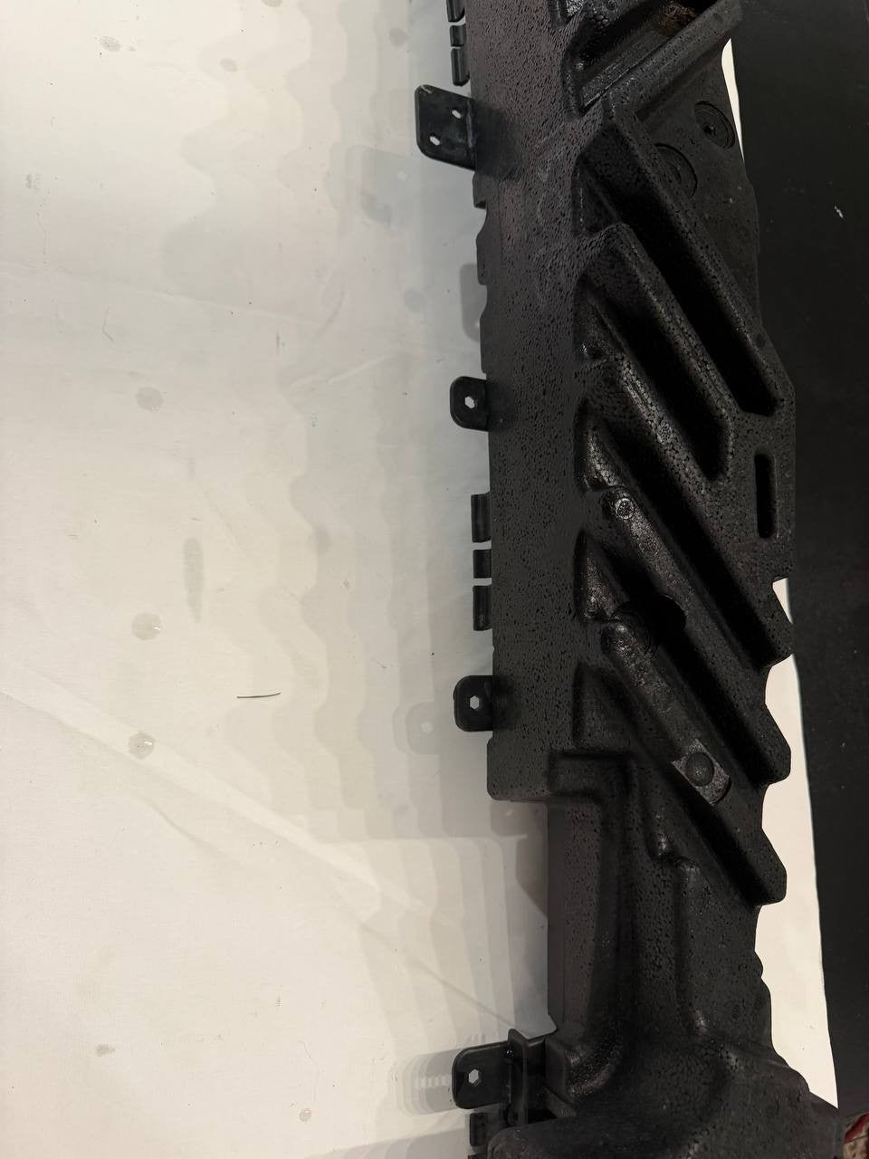 Cadillac CTS 2014-2019 Front Bumper Energy Absorber Spacer 23300857 OEM Used