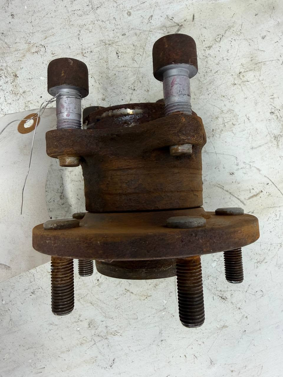 2014 Mazda Cx-9 Wheel Hub Bearing Assembly OEM Used