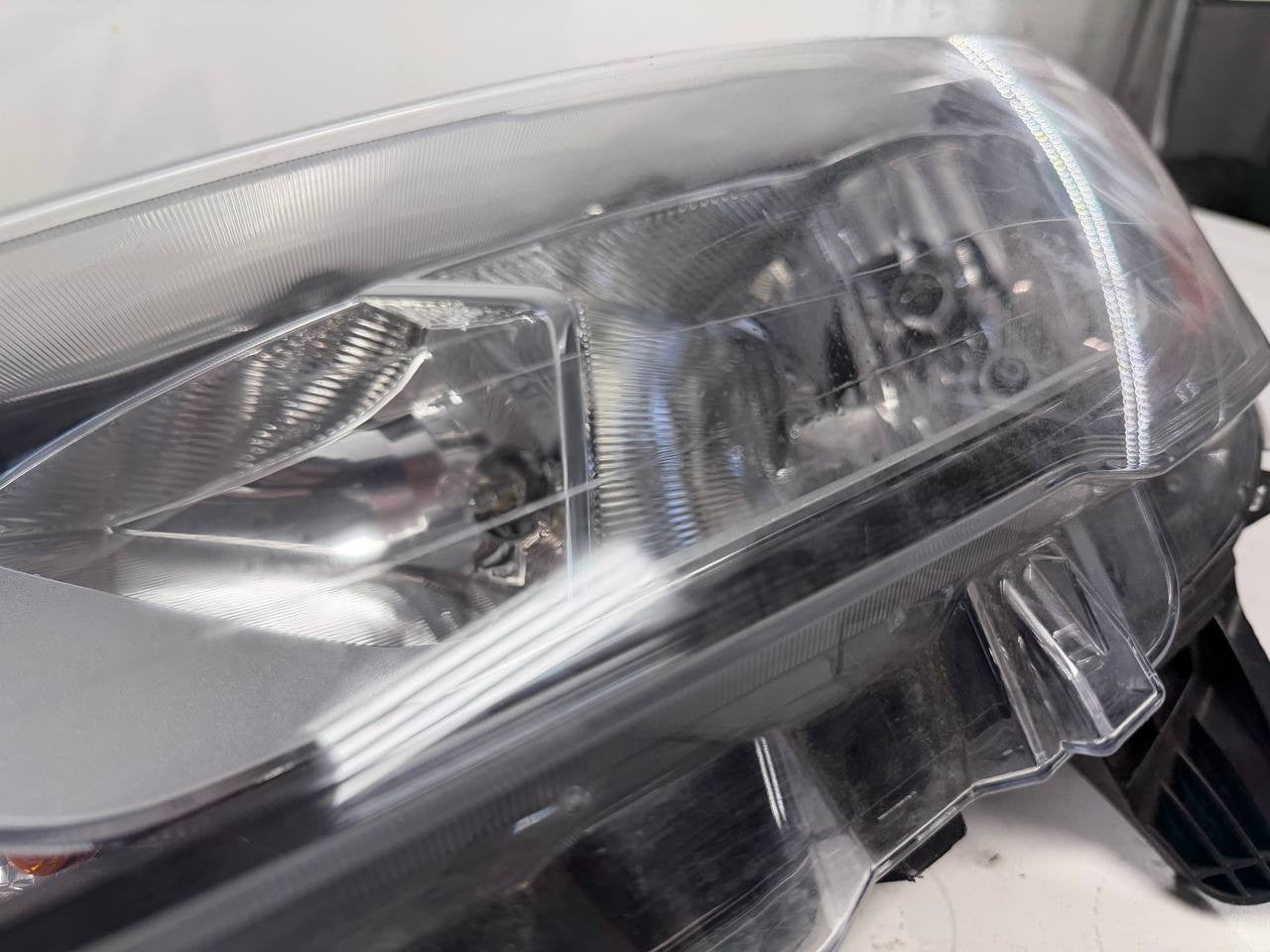 2021 Ford Transit Connect LH Headlight Headlamp KT1B-13W030-CE OEM Used