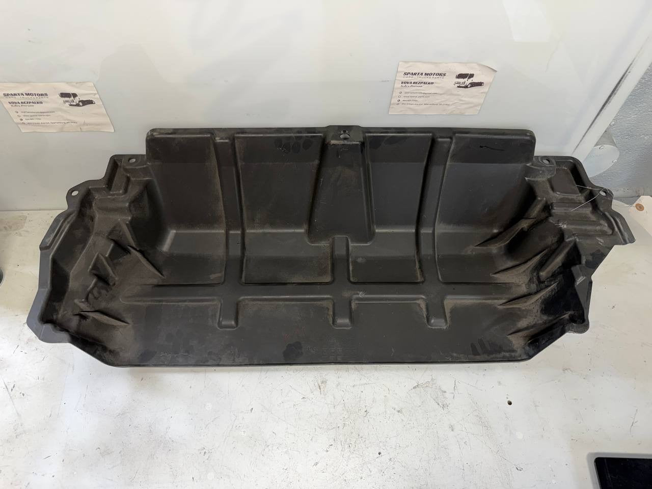 Hino 155 Engine Cover Top Engine Cover OEM Used