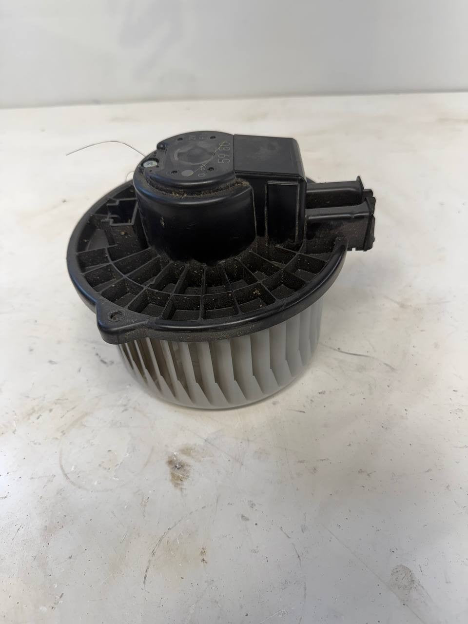 Isuzu NPR 2022 HVAC Blower Motor Cabin Fan OEM Used