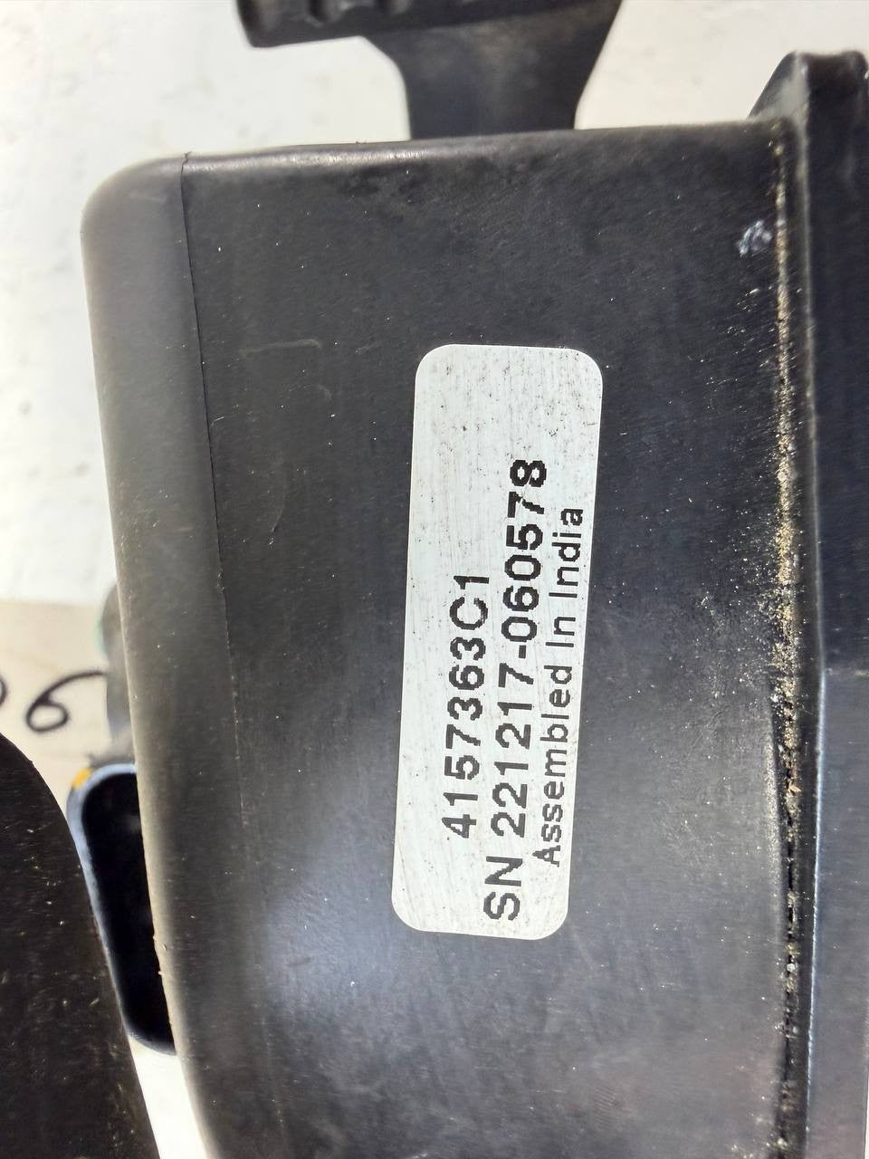 International Navistar Accelerator Pedal Assembly 4157363C1 OEM Used