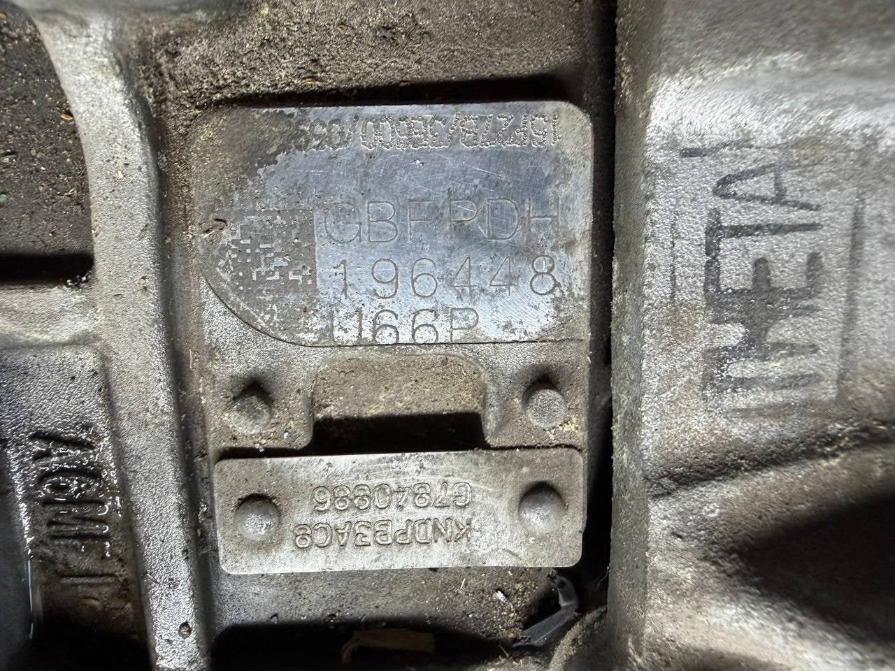 2015 Kia Sportage Automatic Transmission Assembly KNDPB3AC8 OEM Used