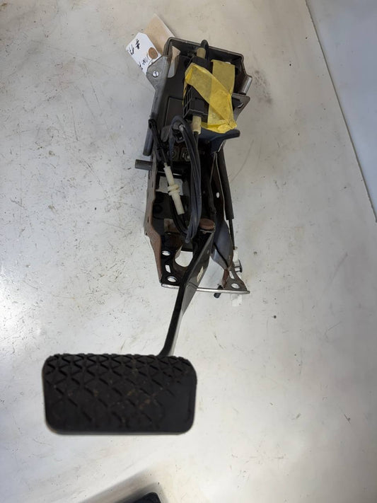 2012 Mazda cx9 Brake Pedal Assembly OEM Used
