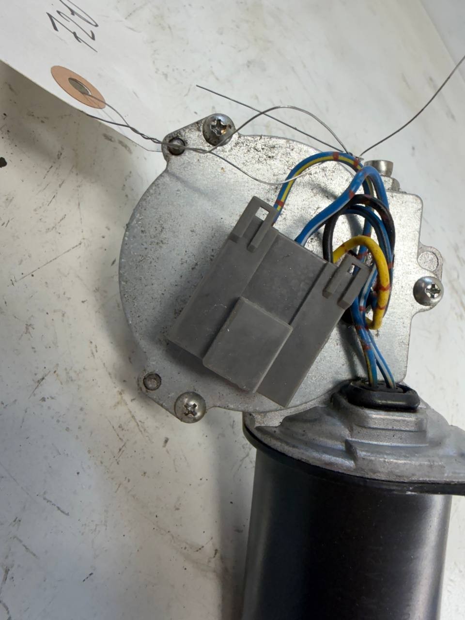 2022 Isuzu NPR Windshield Wiper Motor OEM Used