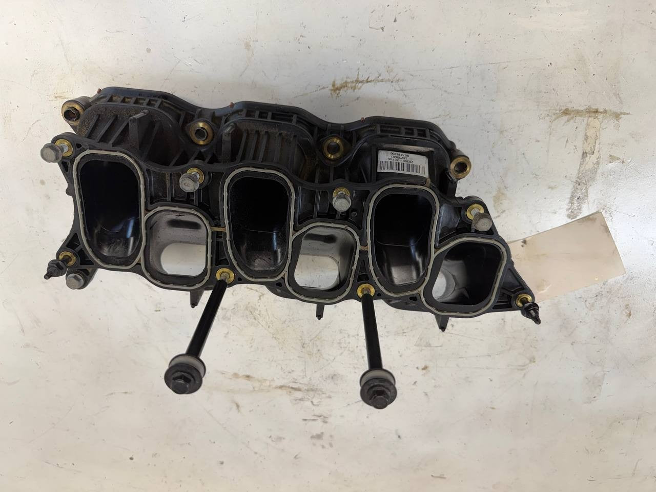 2016 Kia Sedona Intake Manifold 28300 - 3CFA0 OEM Used