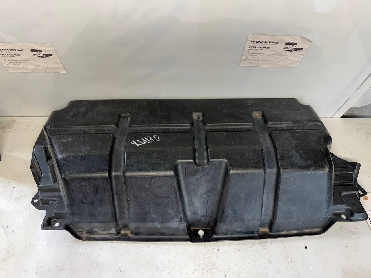 Hino 155 Engine Cover Top Engine Cover OEM Used