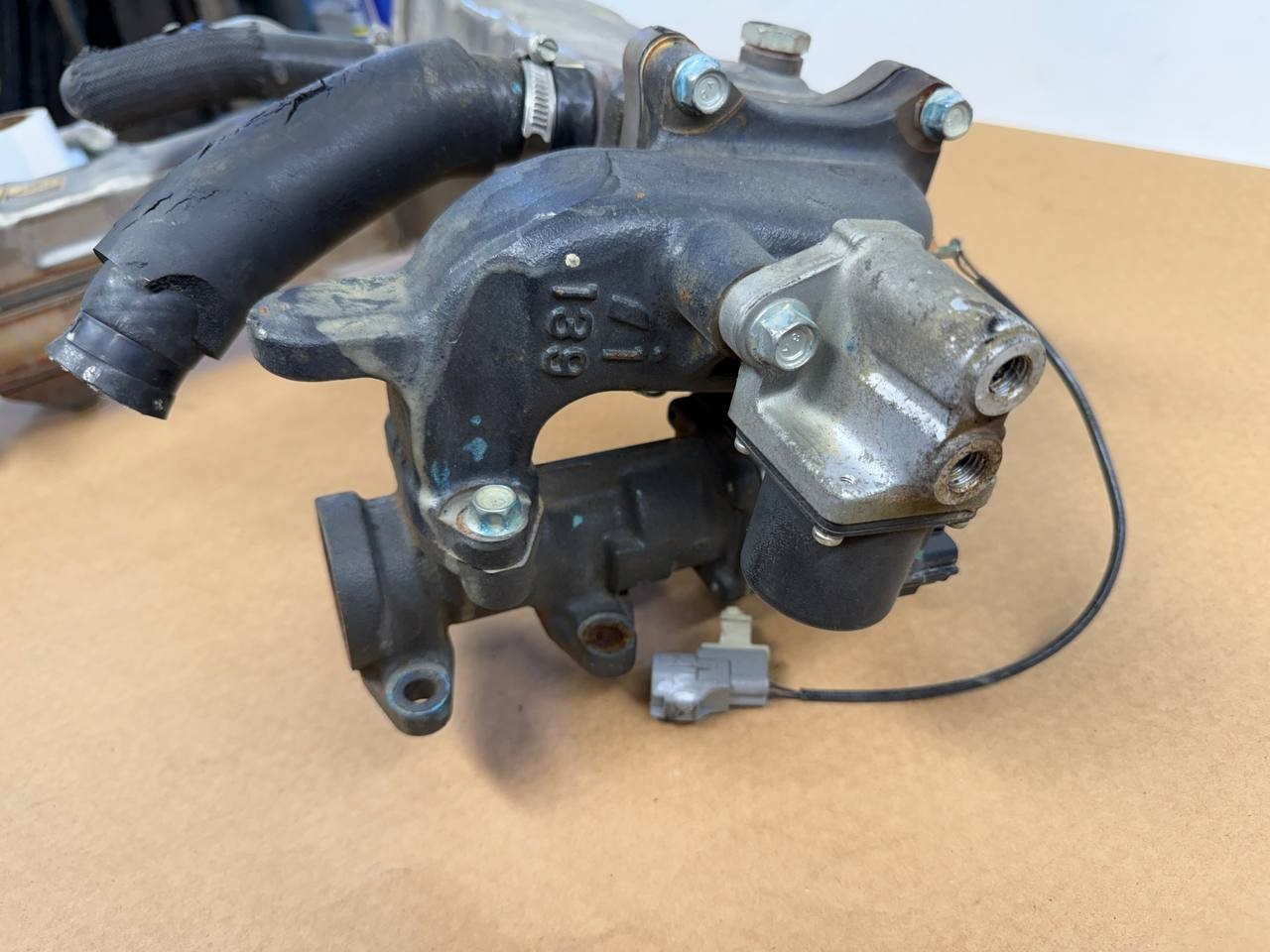 2018-2025 Isuzu SCR Dosing Mixer Exhaust Pipe Assembly 8983118120 OEM