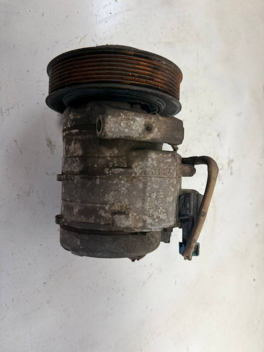2015 Freightliner A/C Compressor 22-65770-000 OEM Used