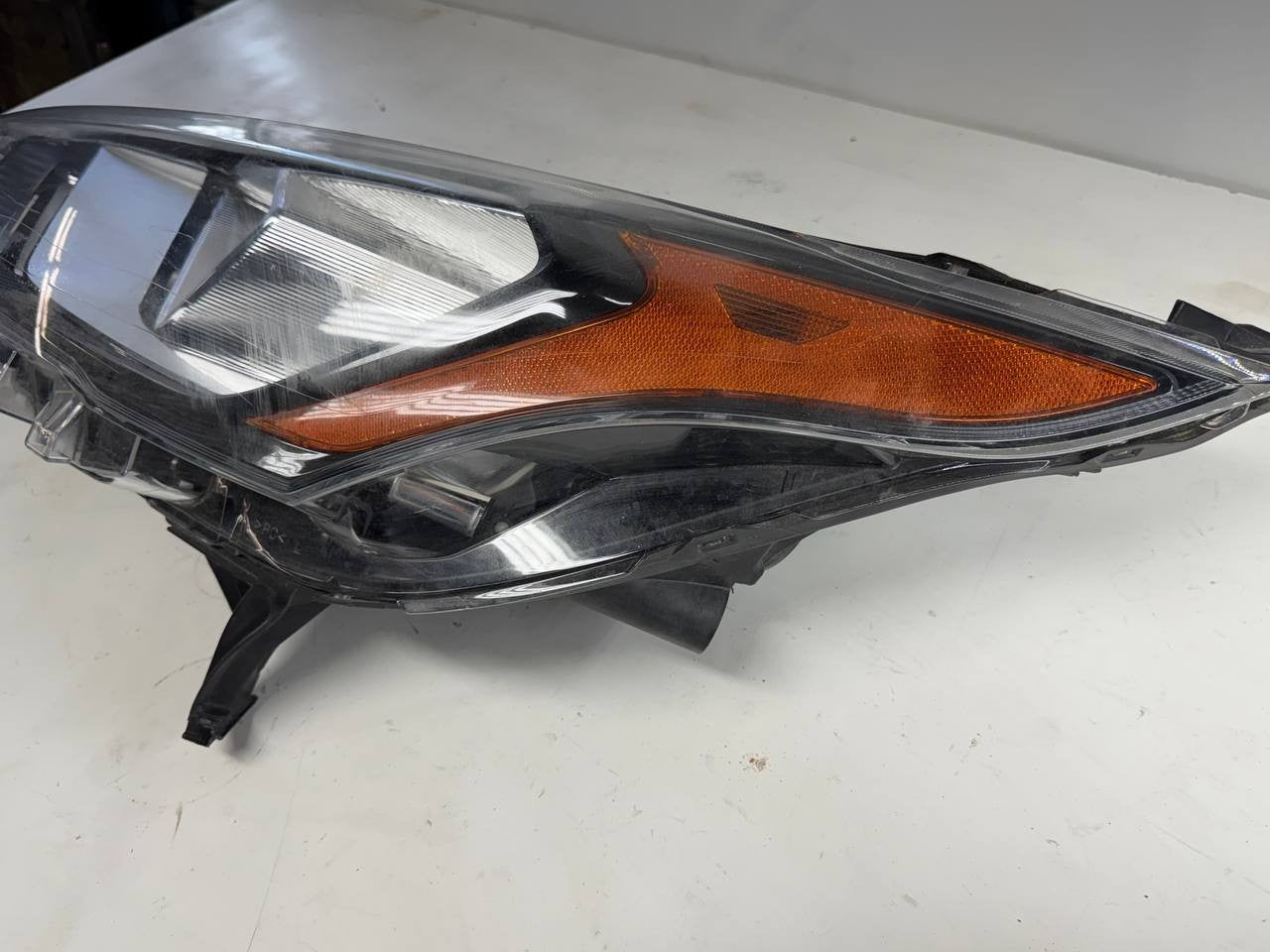 2021 Ford Transit Connect LH Headlight Headlamp KT1B-13W030-CE OEM Used