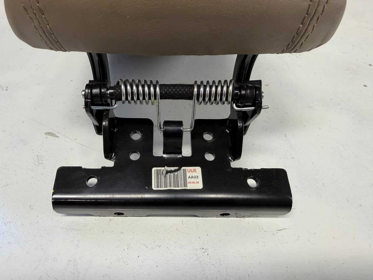 Kia / Hyundai Center Console Armrest Lid 561863239AQWQB OEM Used
