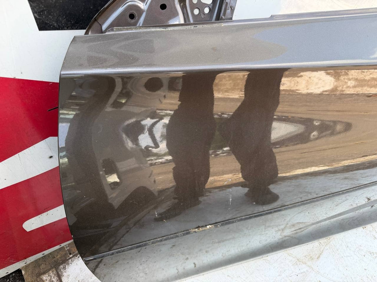 2017-2019 Infinity QX30 LH Driver Front Door Shell  Brown color Scratch OEM