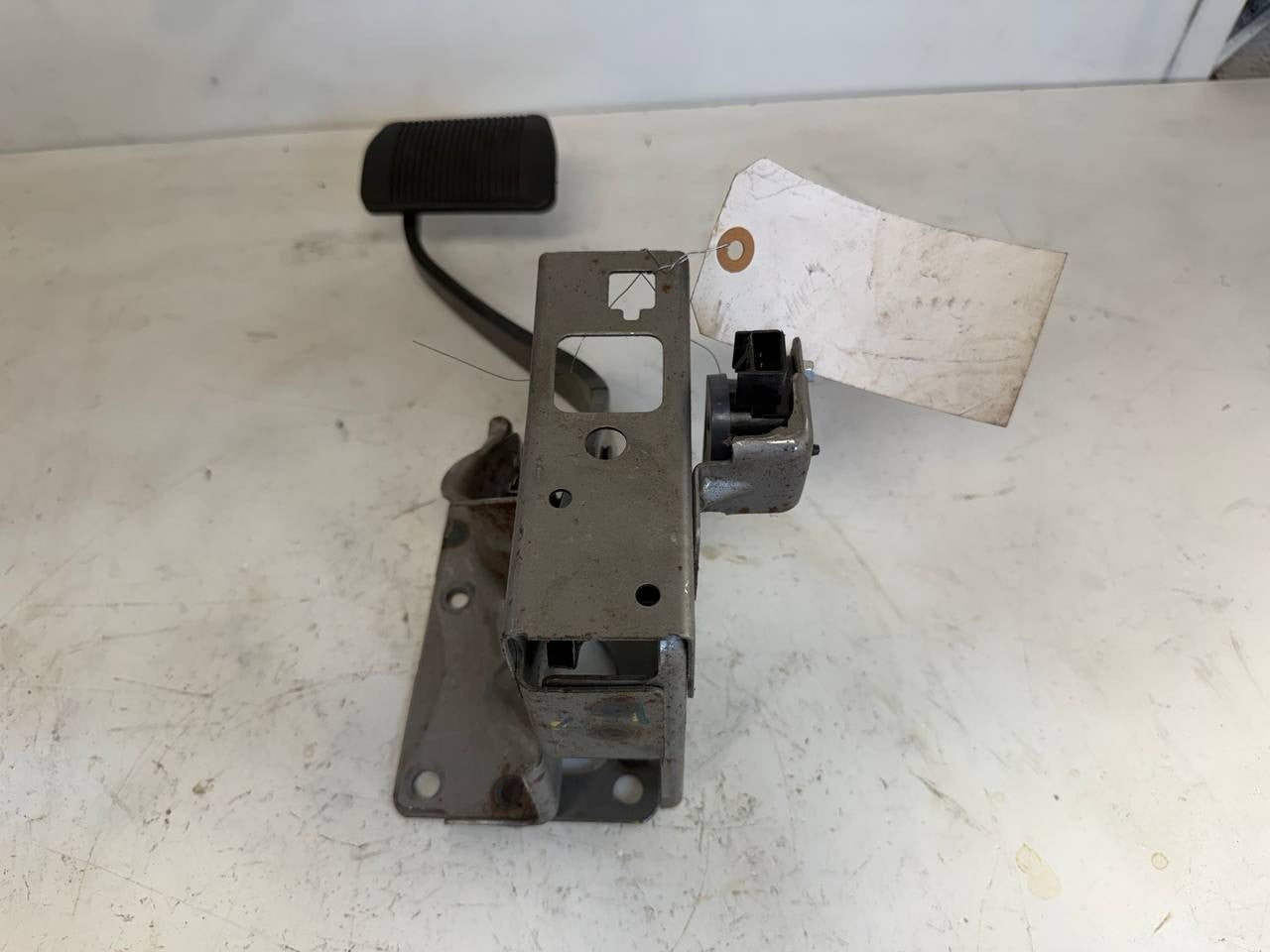 2020 Dodge Journey Brake Pedal Assembly OEM Used