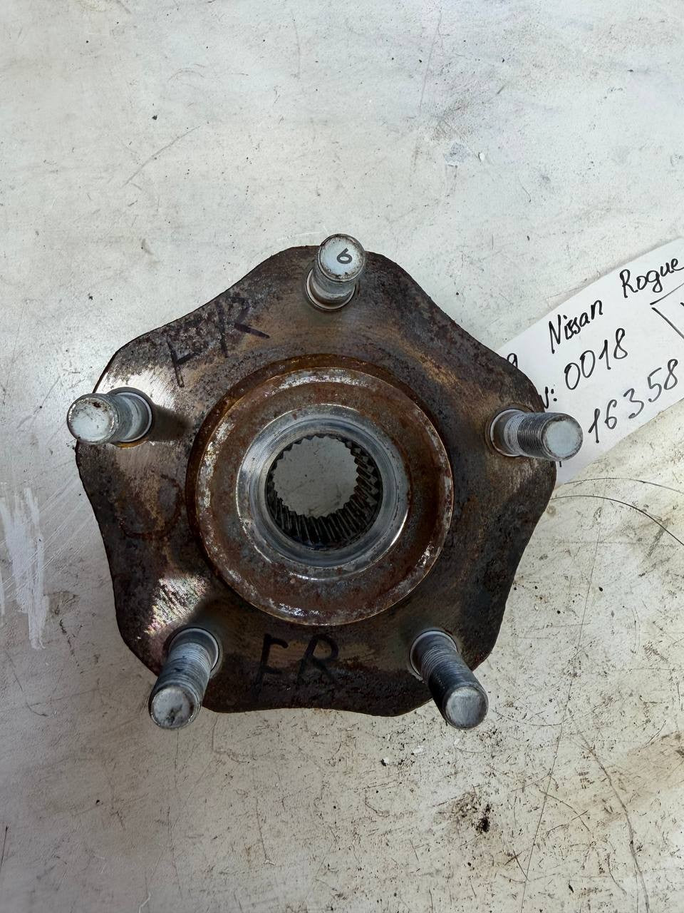 2019 Nissan Roque Front Right Wheel Hub Bearing Assembly OEM Used
