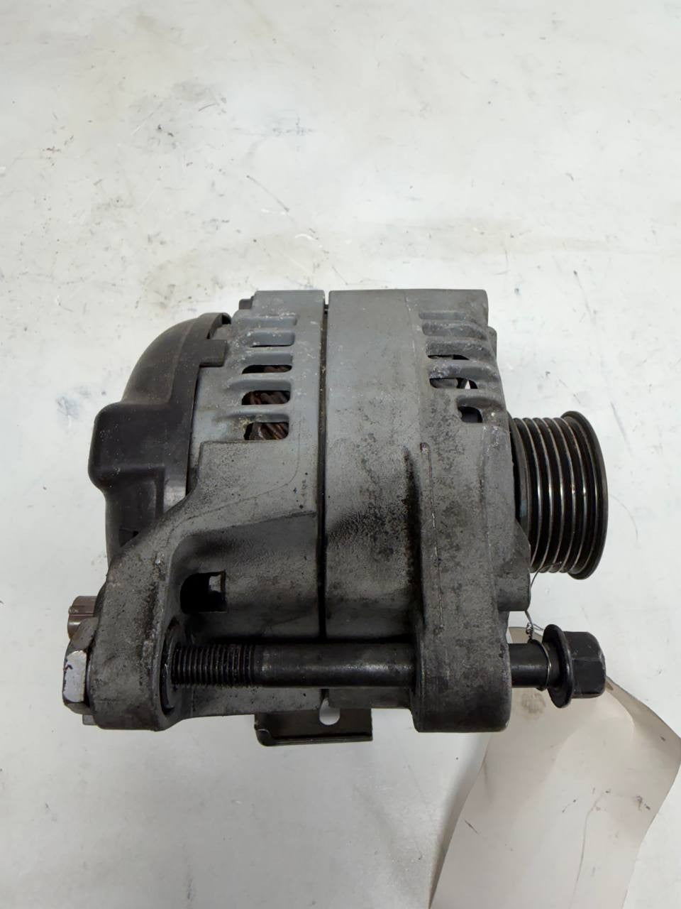 2017 Kia Optima Alternator Generator 373002G061 OEM Used