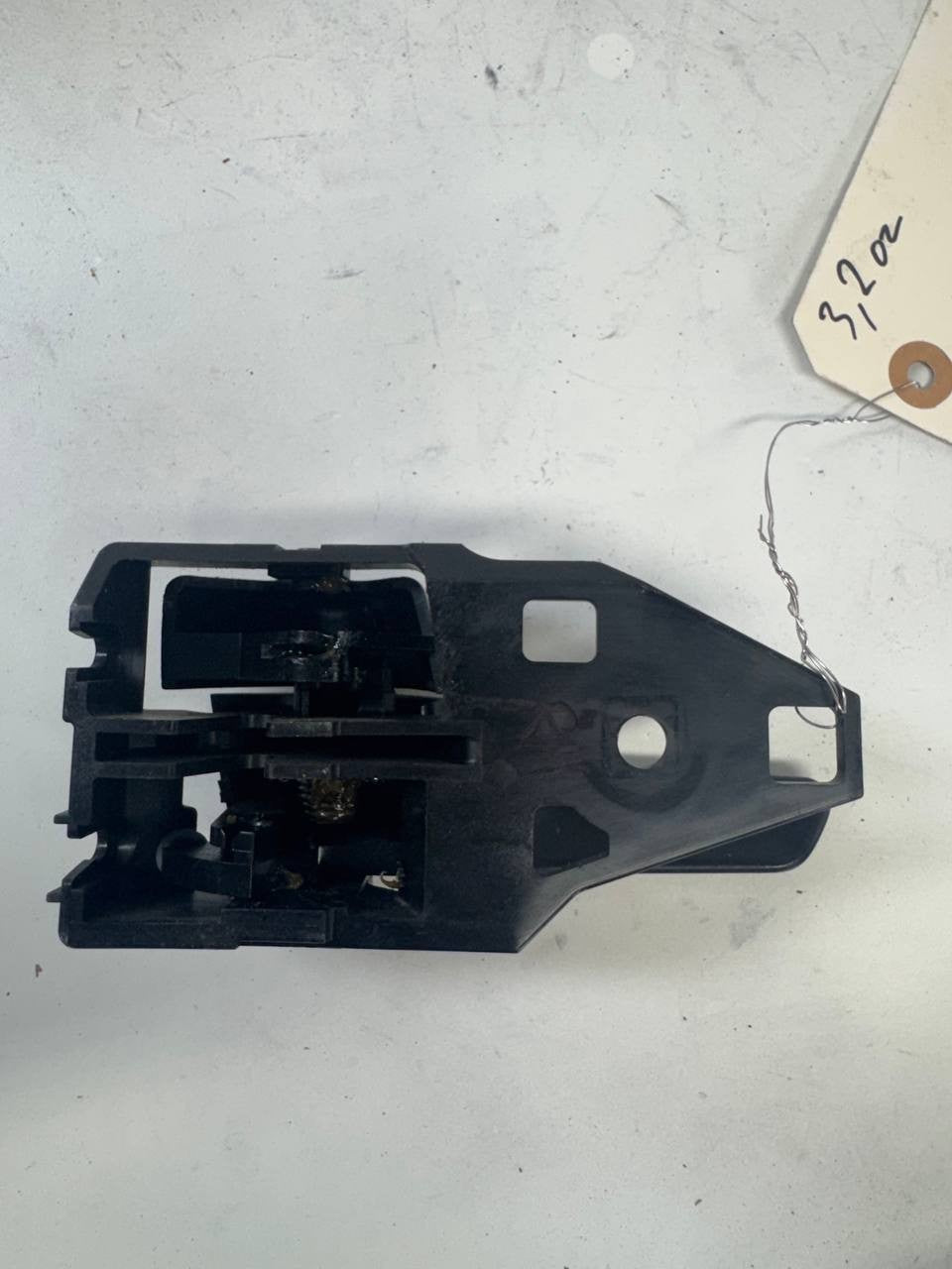 2022 Hino L6 Right Interior Door Handle RH OEM Used