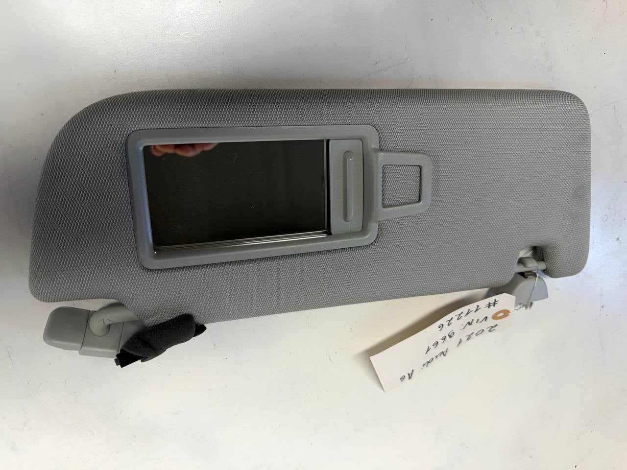 2021 Audi A6 Passenger Right Sun Visor RH OEM Used