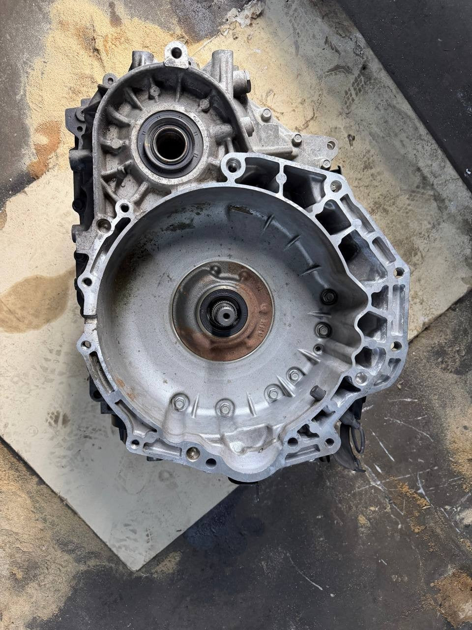 2016 Kia Sedona Automatic Transmission Assembly OEM Used