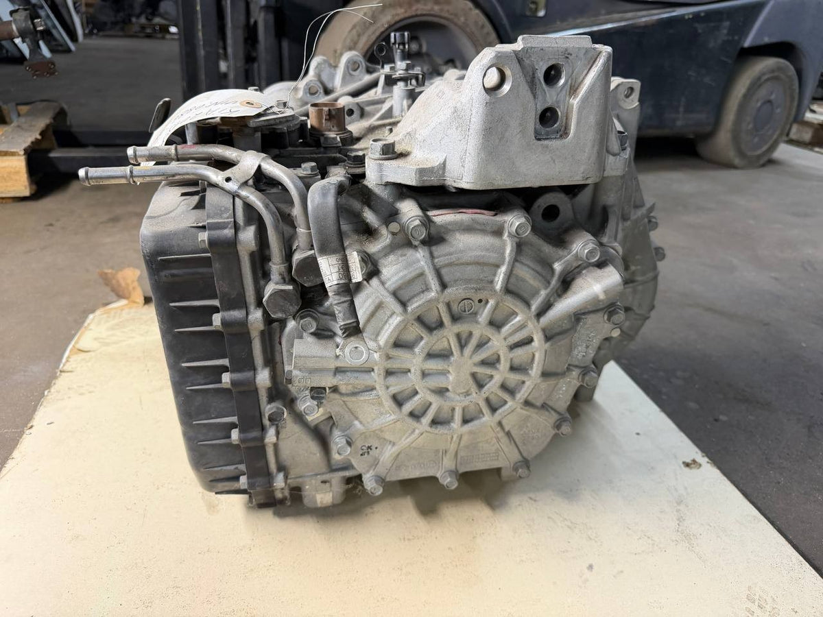 2015 Kia Sportage Automatic Transmission Assembly KNDPB3AC8 OEM Used