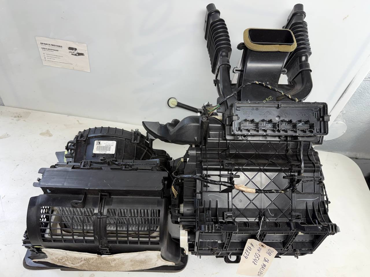 2018 Chevrolet Malibu Heater A/C HVAC Box Assembly 516519524 OEM Used