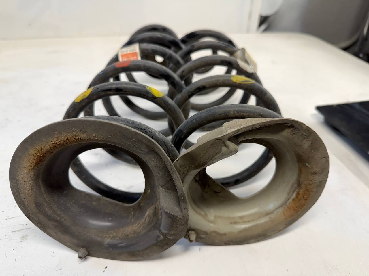 2019 - 2025 Nissan Altima Suspension Coil Springs Pair 550196CA0A OEM Used