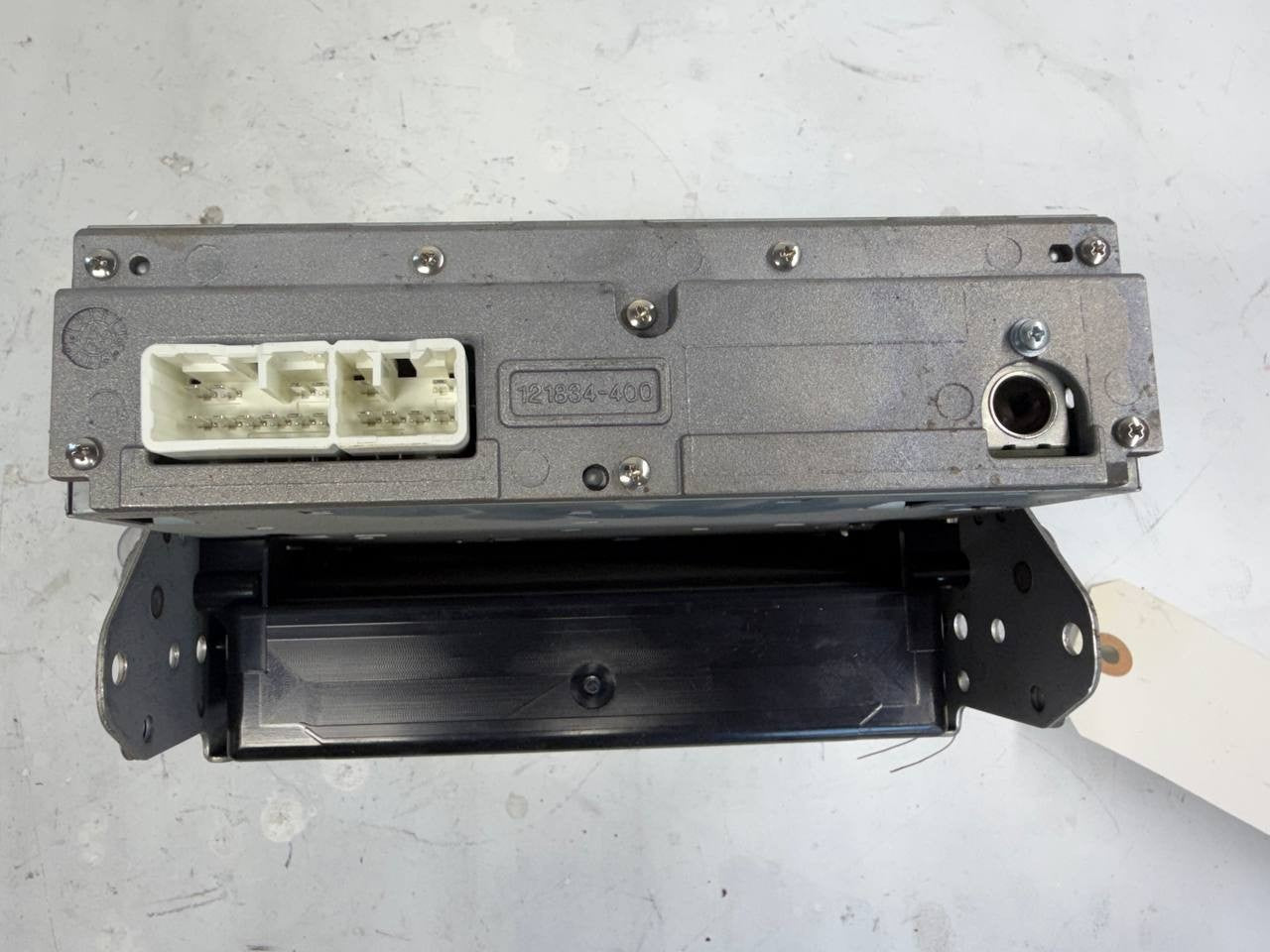 2011-2020 Hino OEM AM/FM Radio Receiver Assembly 86120-E0170 OEM