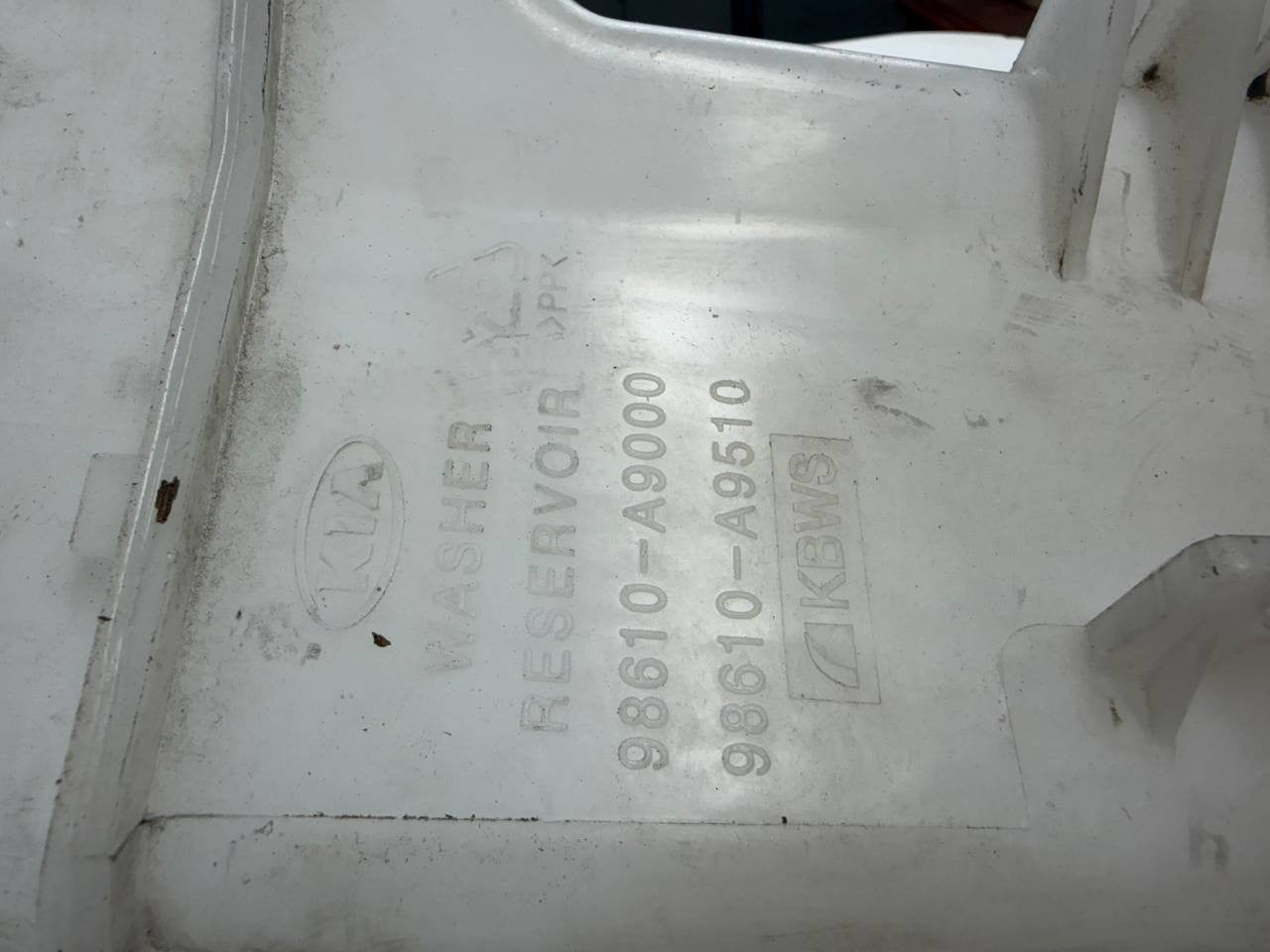 Kia Sedona 2016 Windshield Washer Fluid Reservoir Tank 98610A9000 OEM Used