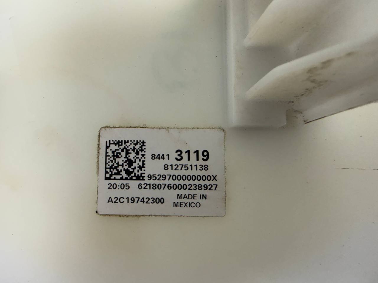 2018 Chevrolet Malibu Fuel Pump A2C19742300 OEM
