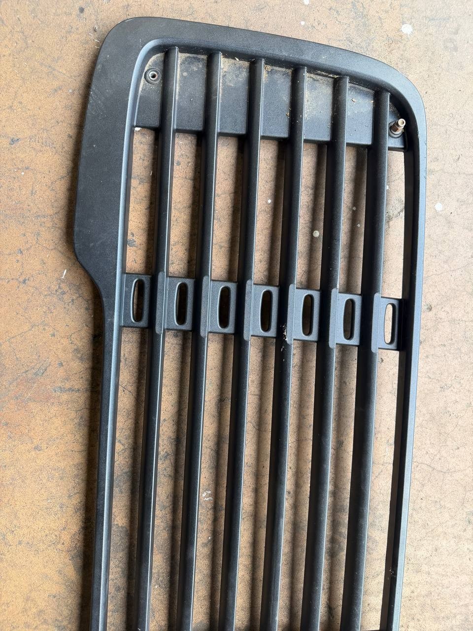 2003-2022 Freightliner M2 106 Front Grille A17-21024-007 OEM