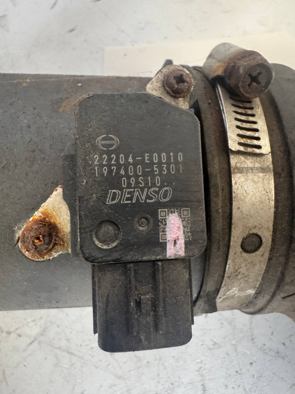 Hino 195 Air Intake Hose with Mass Air Flow Sensor 170307873 OEM Used