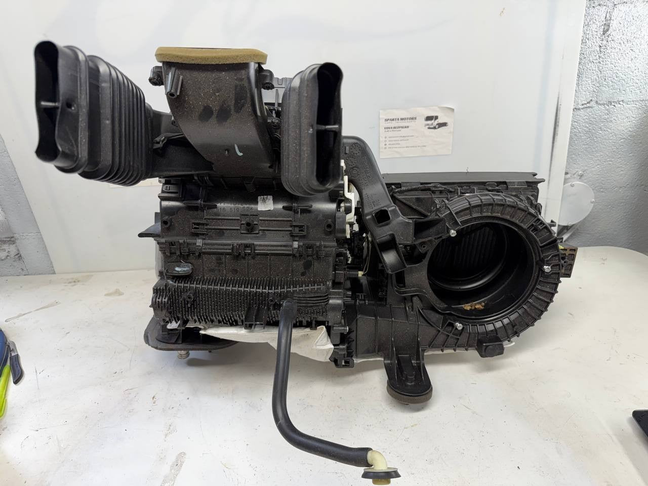 2018 Chevrolet Malibu Heater A/C HVAC Box Assembly 516519524 OEM Used