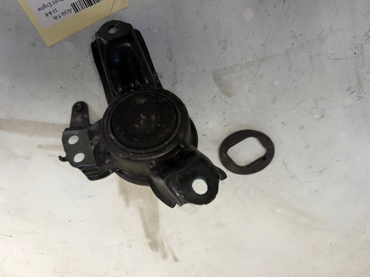 2015 Kia Cadenza Right Engine Mount Motor Mount LH OEM Used