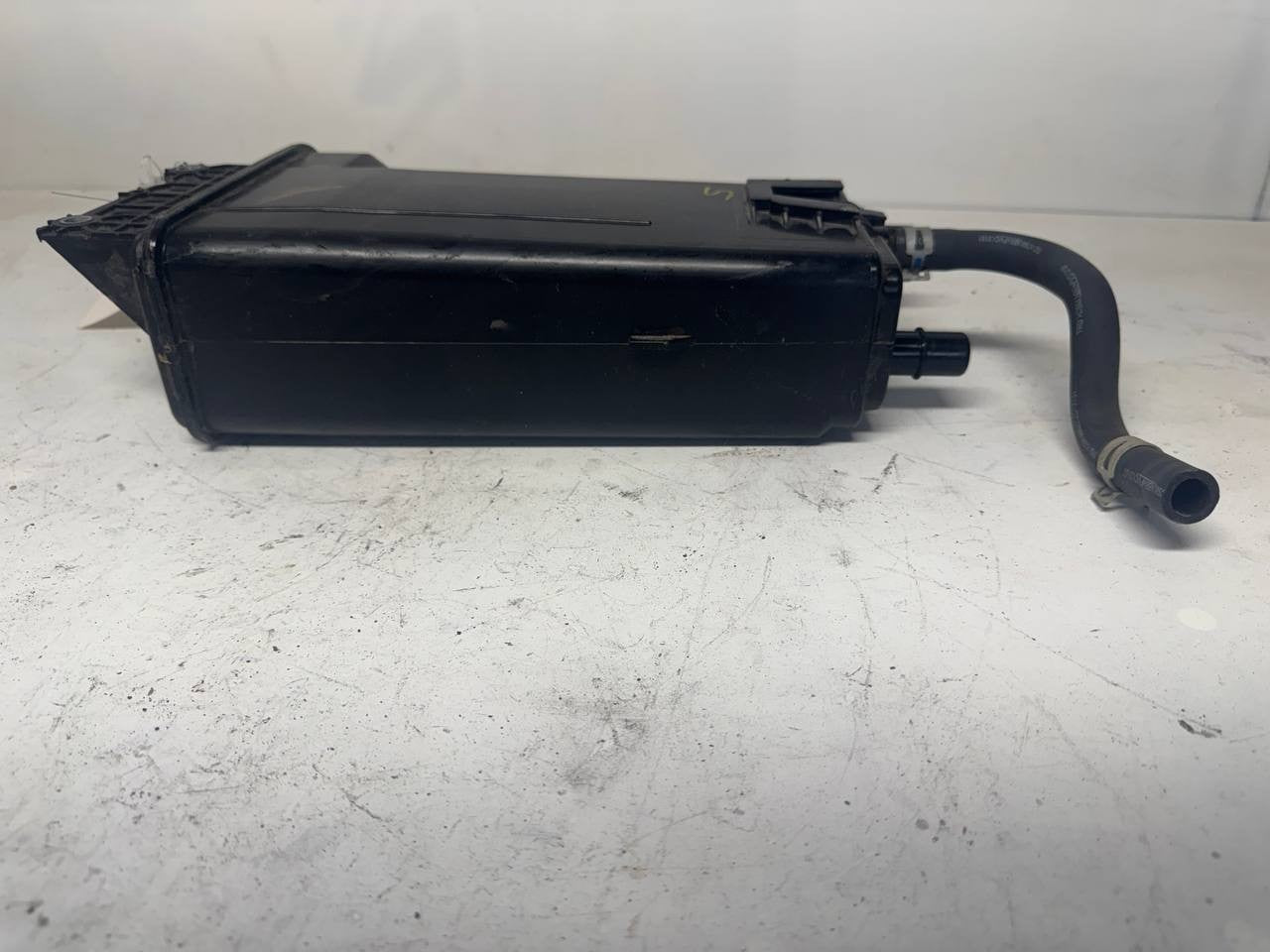 2023 Toyota Camry EVAP Charcoal Canister Vapor Canister 77740-06230 OEM Used