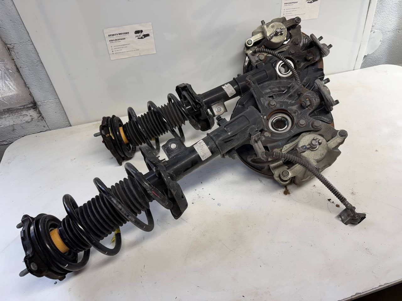 2023 Kia Forte LH RH Front Struts Shock Absorbers 54651M7730 Brake Disks Used