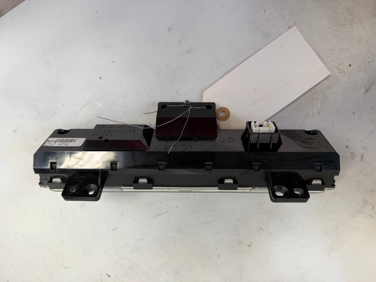 2014 Mazda cx9 Information Display Screen TD11611J0 OEM Used