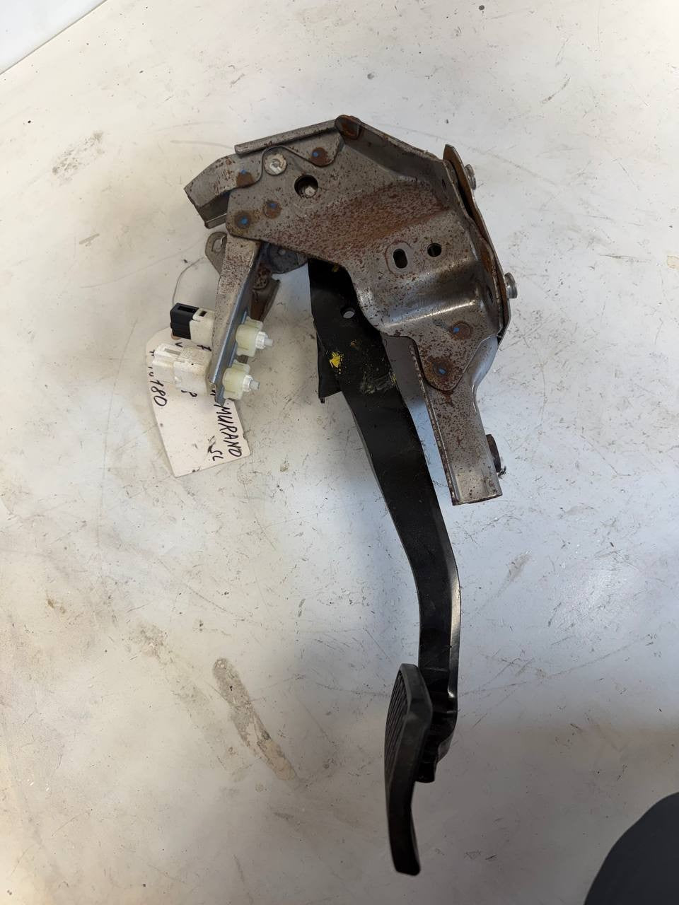 2017 Nissan Murano Brake Pedal Assembly OEM Used