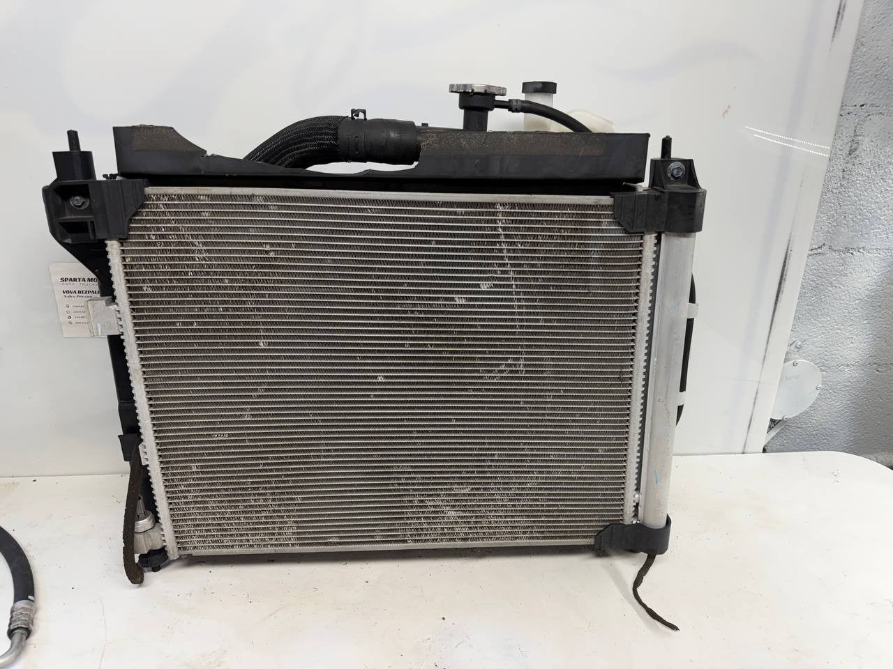 2017 Nissan Sentra Radiator Cooling Fan Motor Assembly 214039AM0A OEM Used