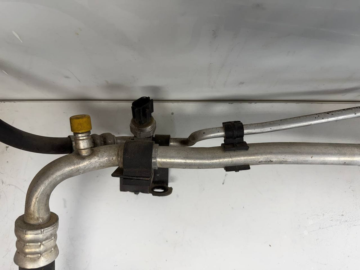 2015 Kia Cadenza A/C Lines & Expansion Valve F108-CK8AD-02 OEM Used