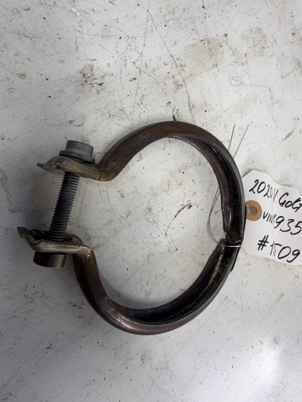 Volkswagen VAG Front Exhaust Clamp 5Q0-253-725G OEM Used