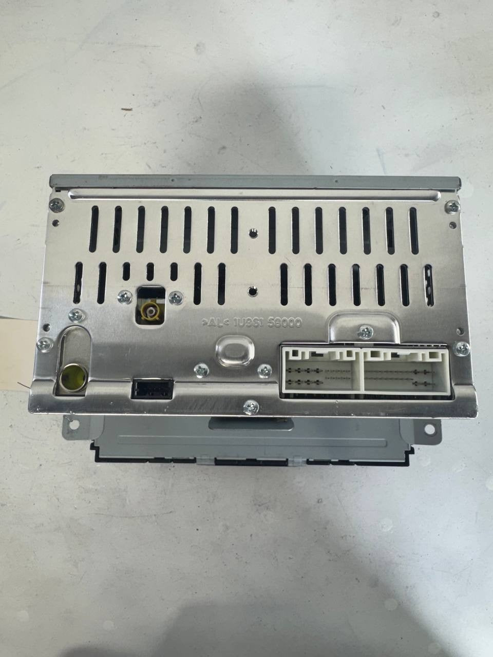 2015 KIA SEDONA Radio Receiver 96160A9000WAC OEM Used