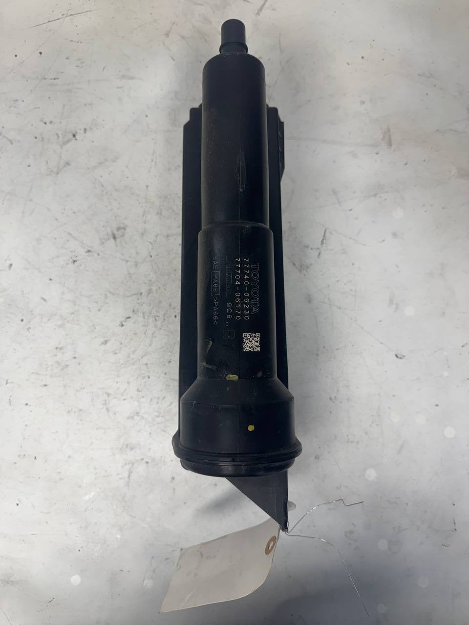 2019 Toyota Camry EVAP Charcoal Canister Vapor Canister 77740-06230 OEM Used