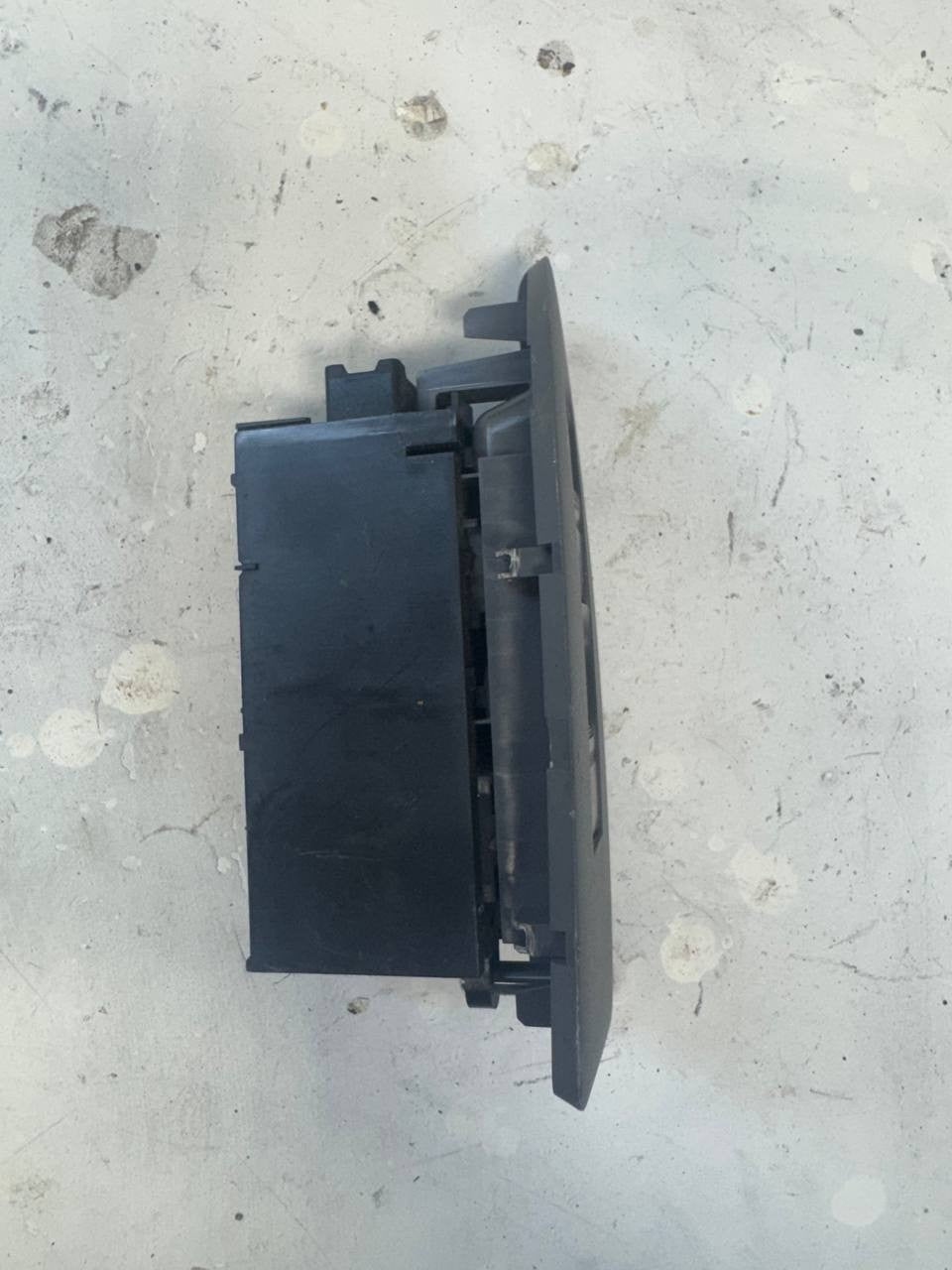 2008-2024 Isuzu NPR Driver Left LH Power Window Switch Panel OEM Used