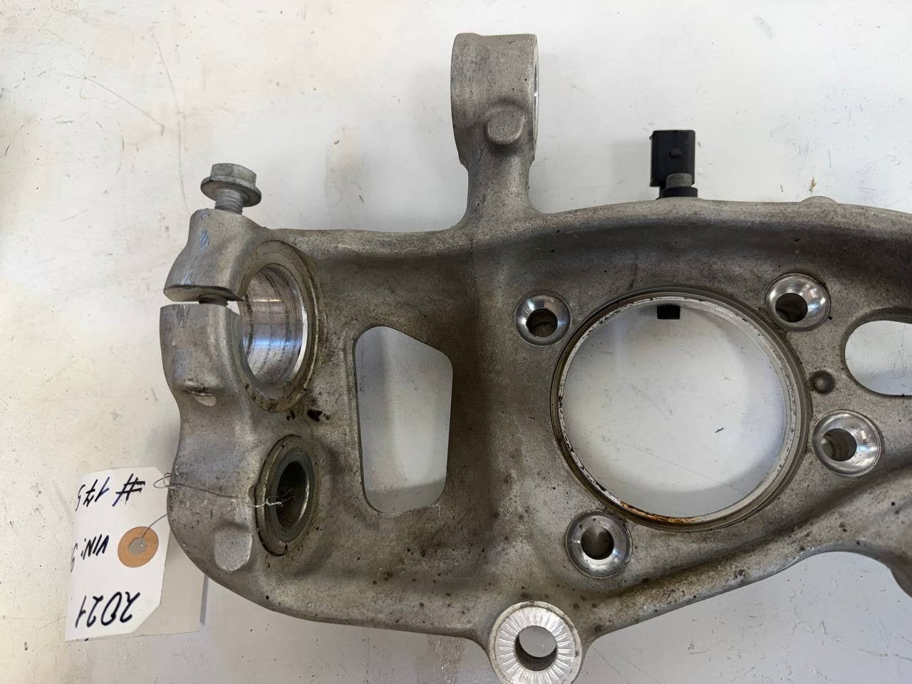 Audi A6 2021 Front Right Steering Knuckle 4K0407560D OEM Used