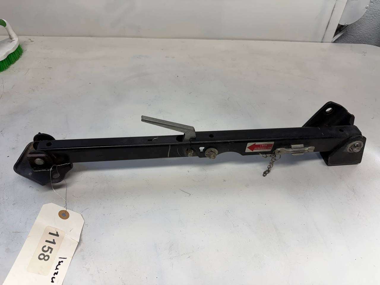 Isuzu NPR Cab Tilt Lock Support Stay Mechanism OEM Used