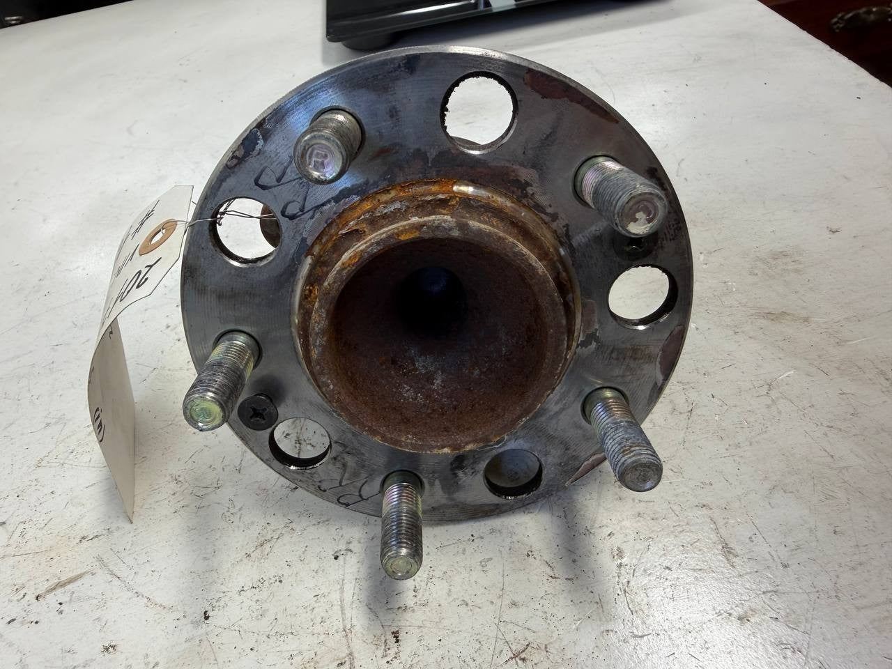 2017 Hyundai Sonata Rear Right Wheel Hub Bearing Assembly OEM Used