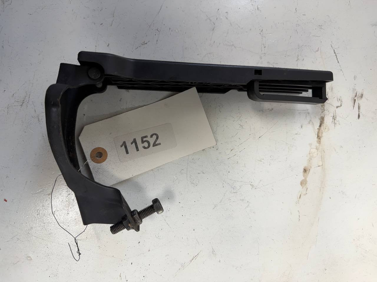 Isuzu NPR Diesel Accelerator Gas Pedal Assembly OEM Used