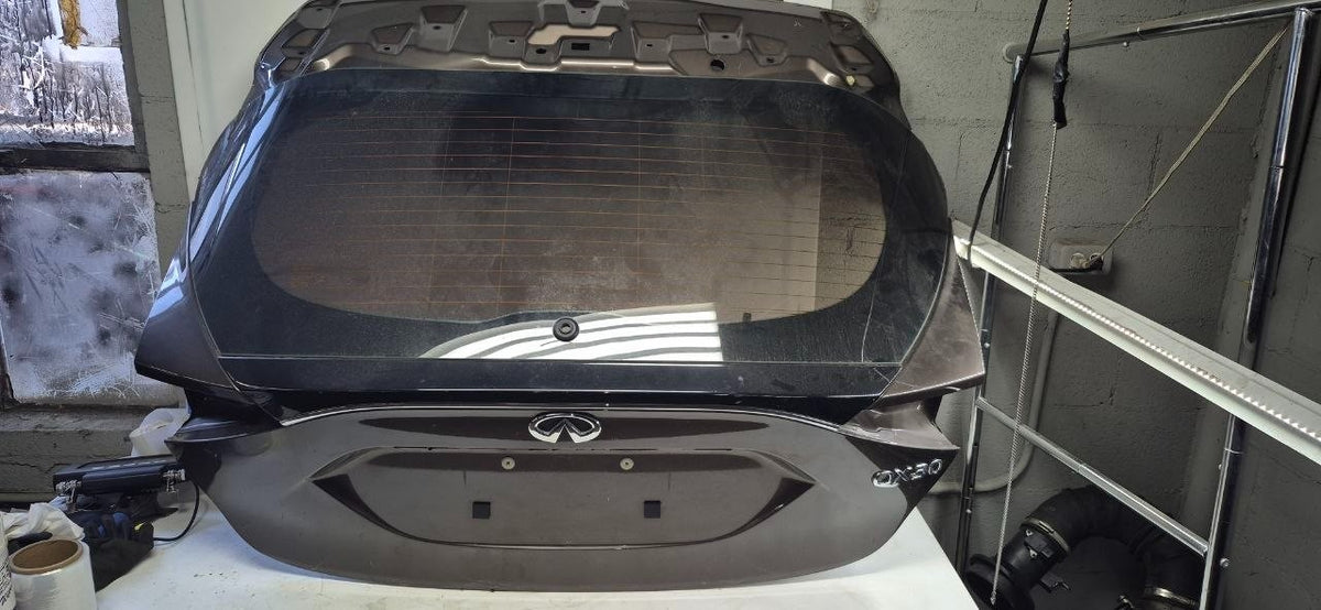 2017-2018 INFINITI QX30 LIFTGATE TAILGATE BACK DOOR GRAY METALLIC OEM